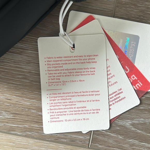 Lululemon Limited Edition Future Legacy Crossbody Bag - Picture 3 of 8